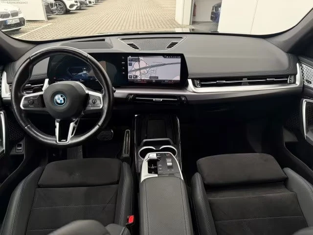 2023 BMW iX1 xDrive30 313HP M-SPORT CAM H&K DIGI CPLAY 321q — 9