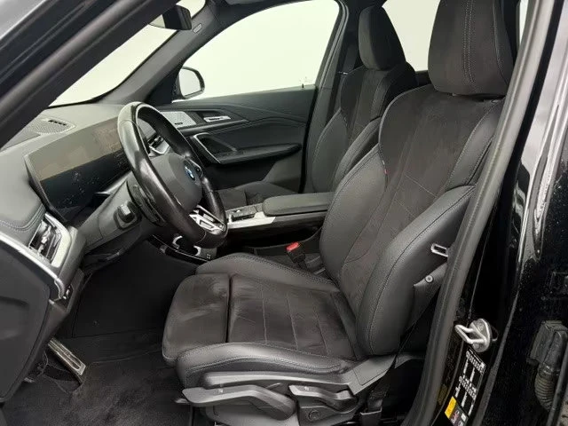 2023 BMW iX1 xDrive30 313HP M-SPORT CAM H&K DIGI CPLAY 321q — 6