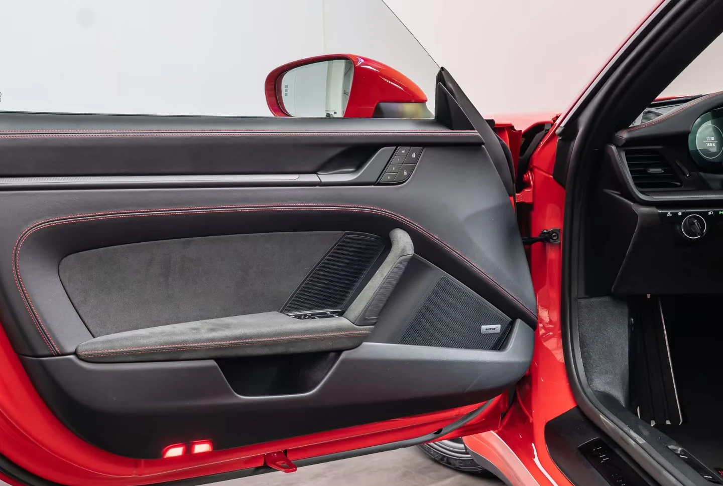 2023 Porsche 911 992 CARRERA 4GTS REARSTEER LIFT CARBON MATRIX 425z — 15