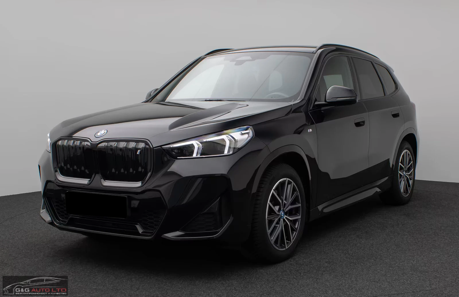 BMW iX1