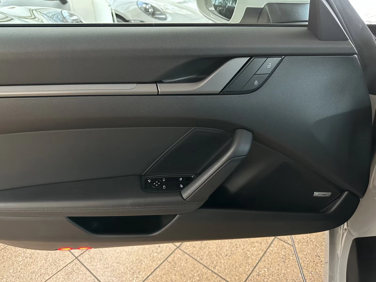 2022 Porsche 911 992 TARGA-4 385HP 4X4 PDK BOSE VENT CAM 427z — 13