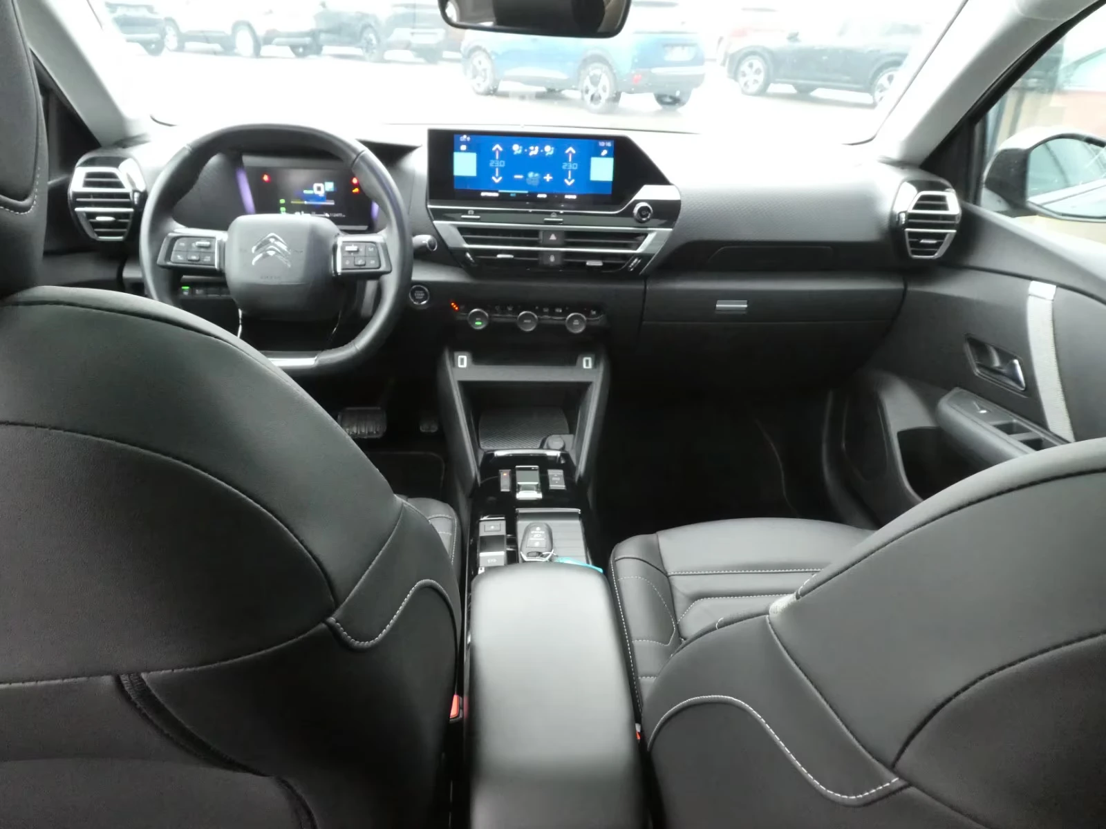 2022 Citroen C4 e-Shine — 9
