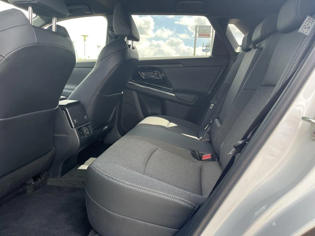2024 Toyota bZ4X ELECTRIC COMFORT 204HP 71KWH 360 NAVI 234h — 11