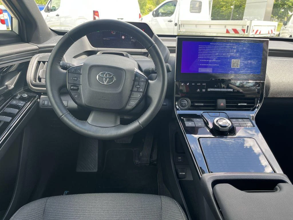 2024 Toyota bZ4X ELECTRIC COMFORT 204HP 71KWH 360 NAVI 234h — 8