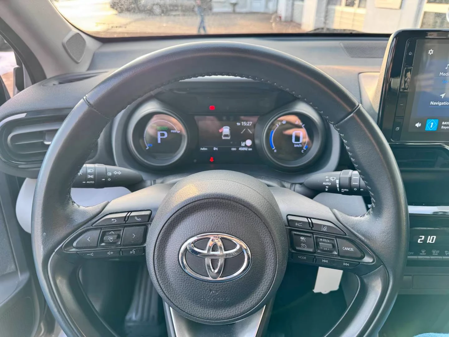 2021 Toyota Yaris Cross HEV 116HP BUSSINES CAM LED CPLAY NAVI 333q — 7
