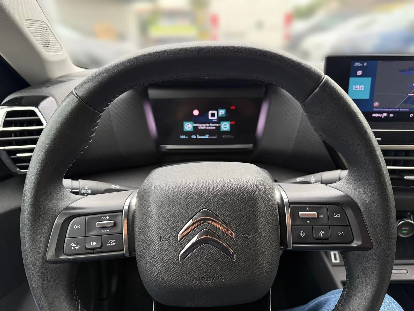 2021 Citroen C4 ELECTRO — 8