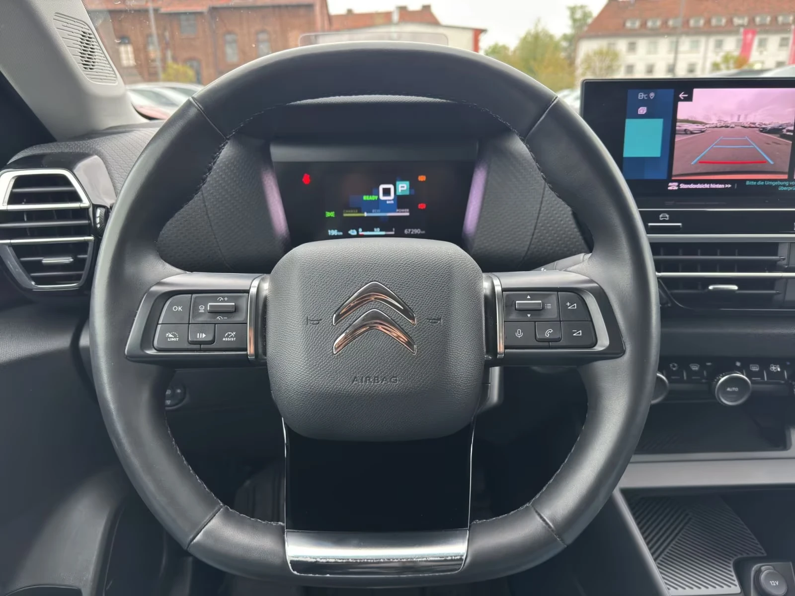 2022 Citroen C4 SHINE — 11
