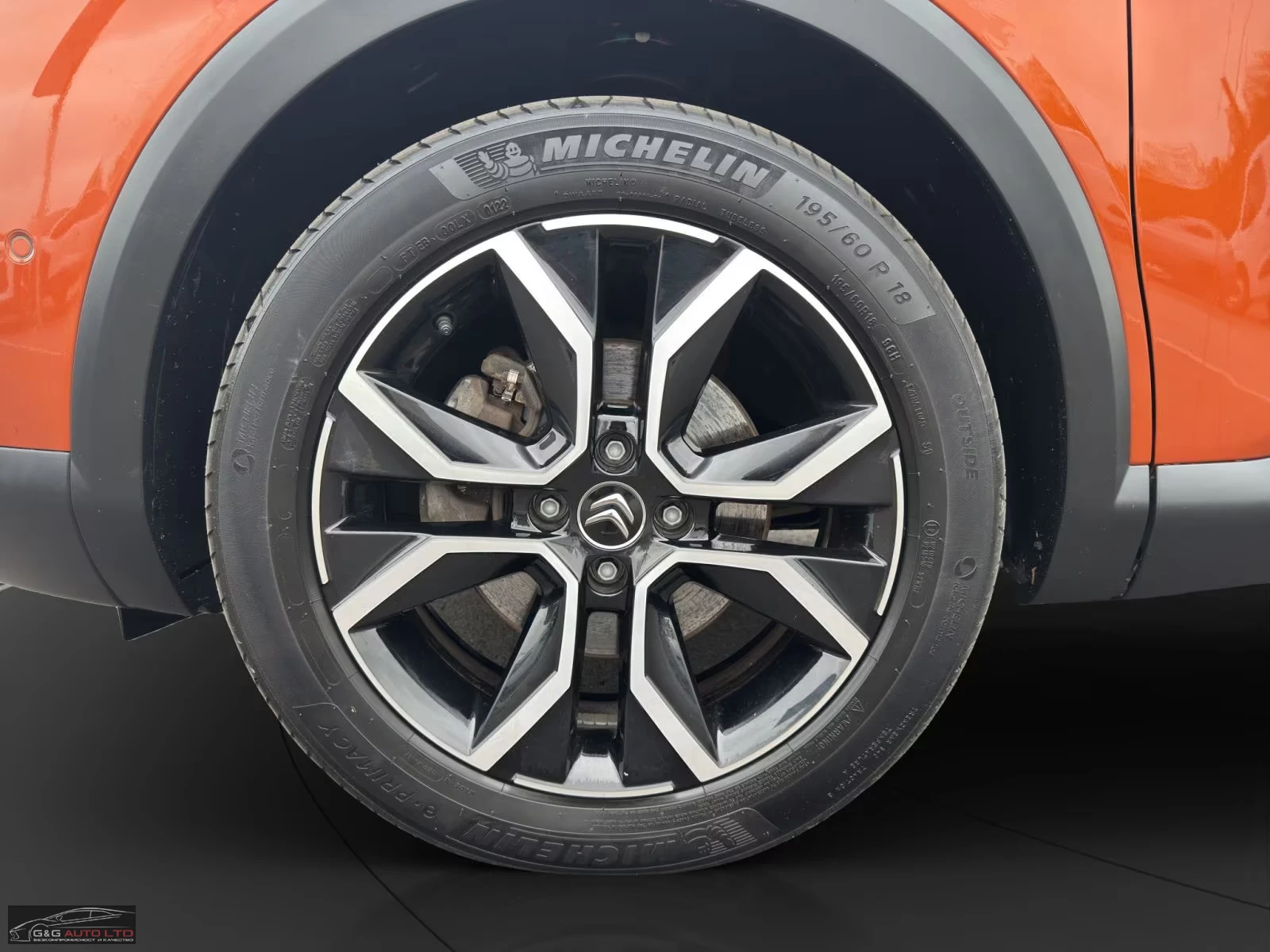 2022 Citroen C4 SHINE — 9