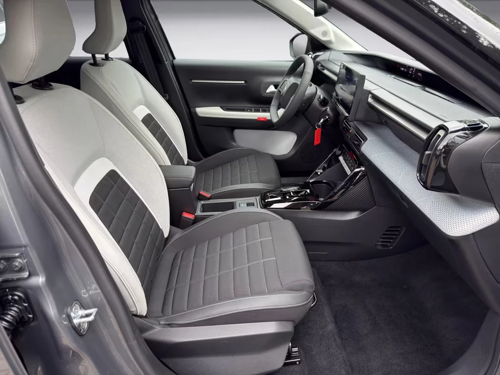 2025 Citroen C3 MAX — 11