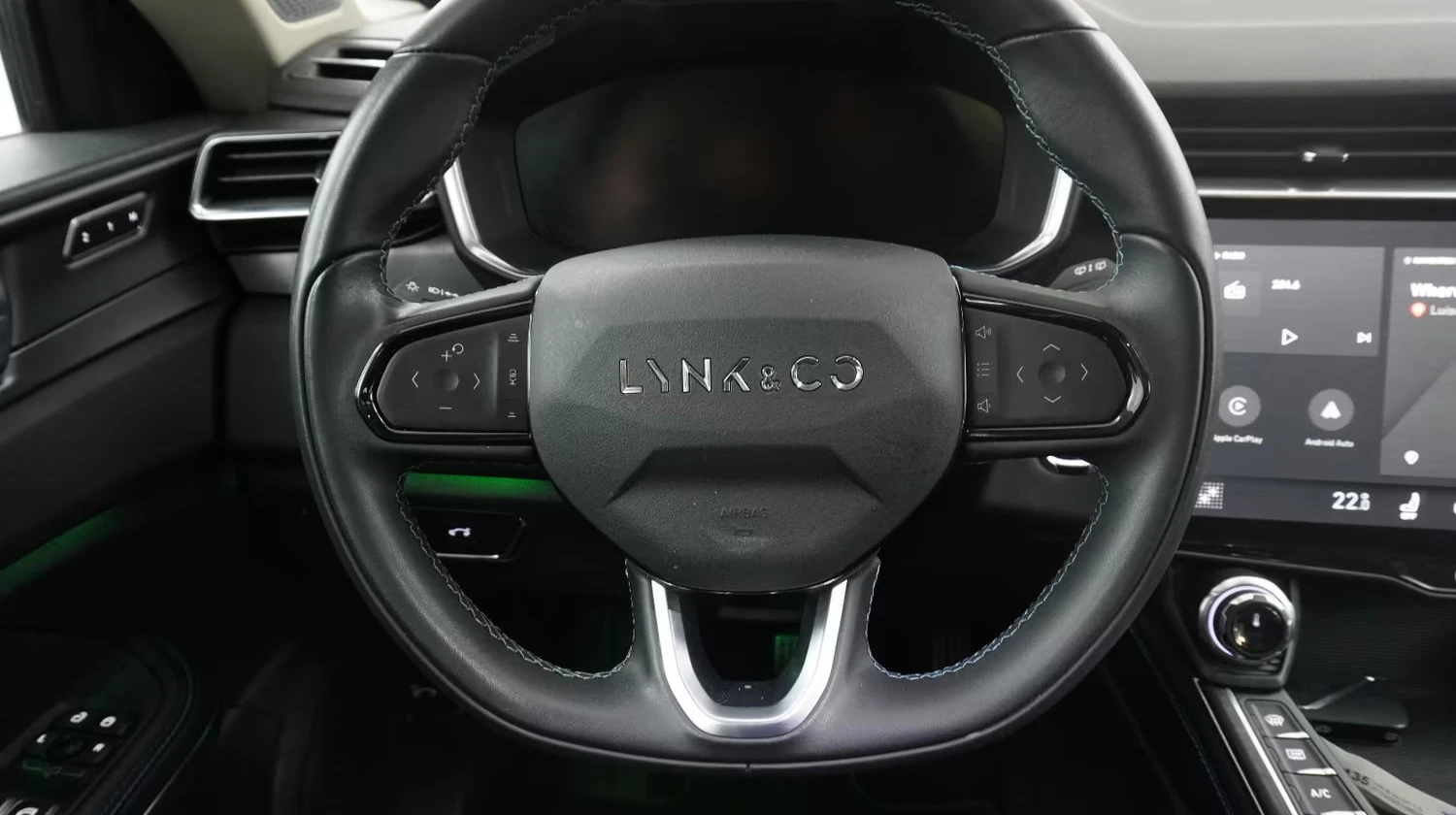 2021 LynkCo 01 HEV — 10