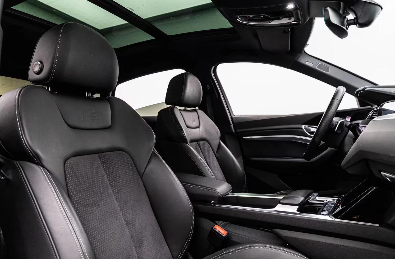 2022 Audi E-Tron 55 SPORTBACK 408HP PANO 360 ACC KLESS 442z — 13