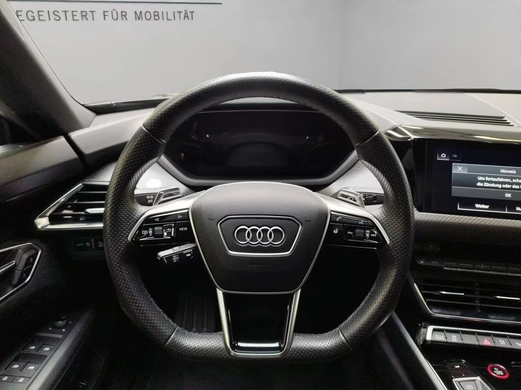 2021 Audi e-tron GT 476HP QUATTRO PANO B&O MATRIX 360 KLESS 443z — 10