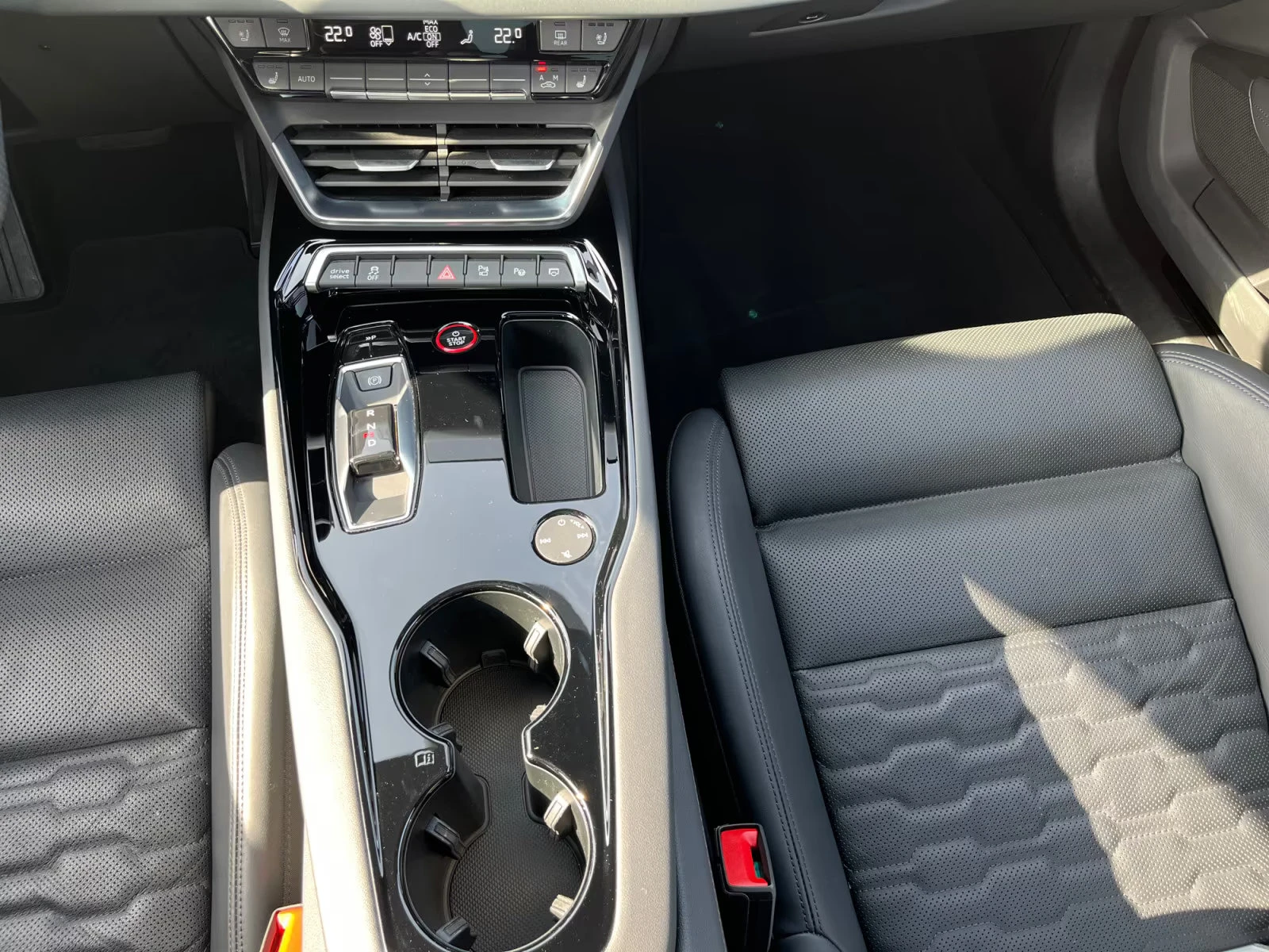 2023 Audi e-tron GT 476HP QUATTRO PANO B&O MATRIX 360 HUD KLESS 445z — 12