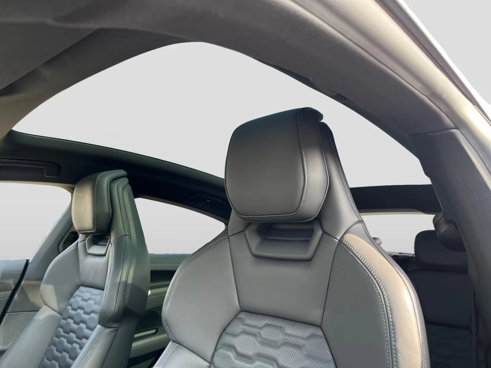 2023 Audi e-tron GT 476HP QUATTRO PANO B&O MATRIX 360 HUD KLESS 445z — 8