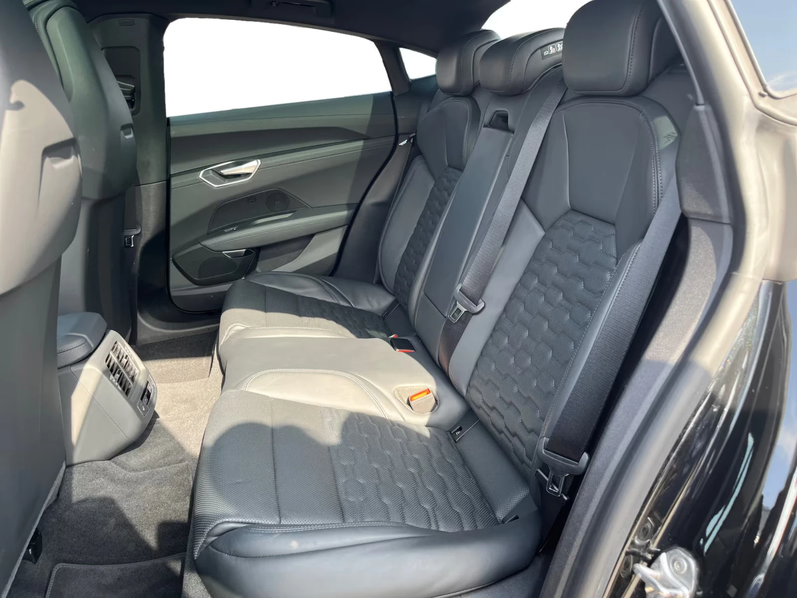 2023 Audi e-tron GT 476HP QUATTRO PANO B&O MATRIX 360 HUD KLESS 445z — 10