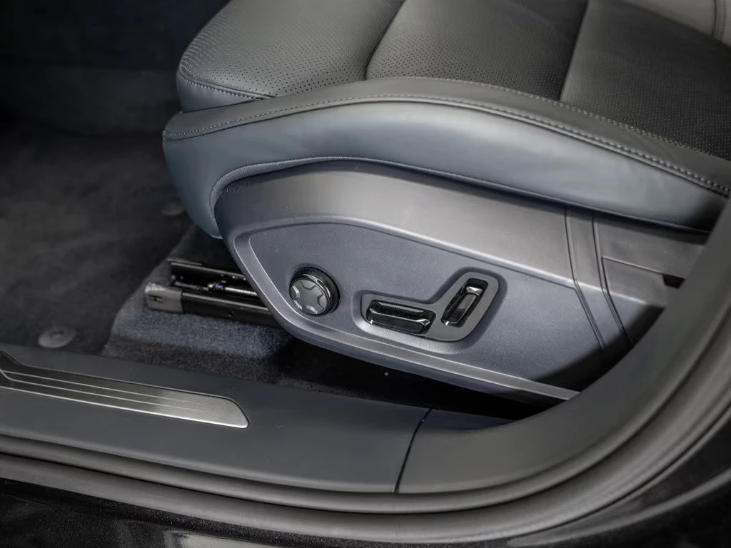 2026 LynkCo 08 PHEV — 12
