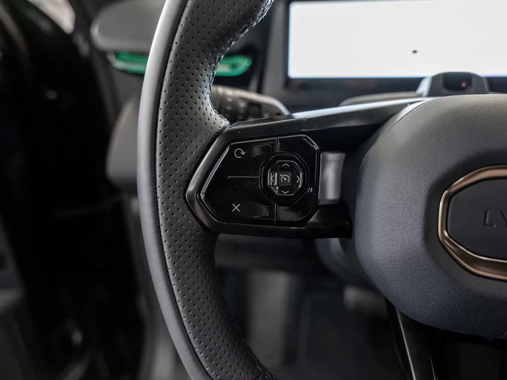 2026 LynkCo 08 PHEV — 8