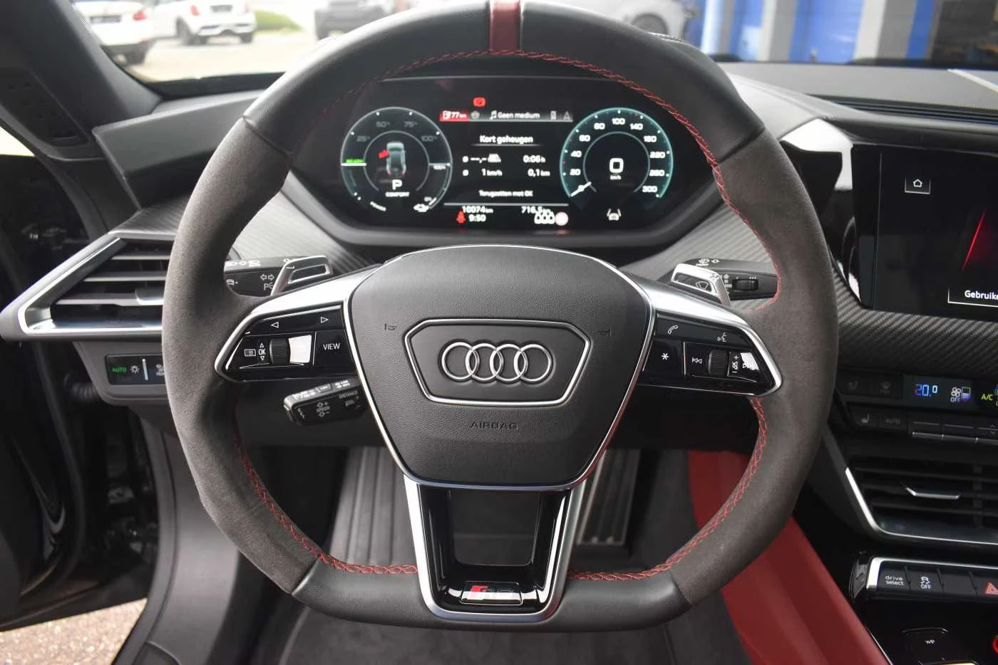 2024 Audi e-tron GT RS 598HP QUATTRO MASS REALAXLE B&O PANO 360 448z — 9