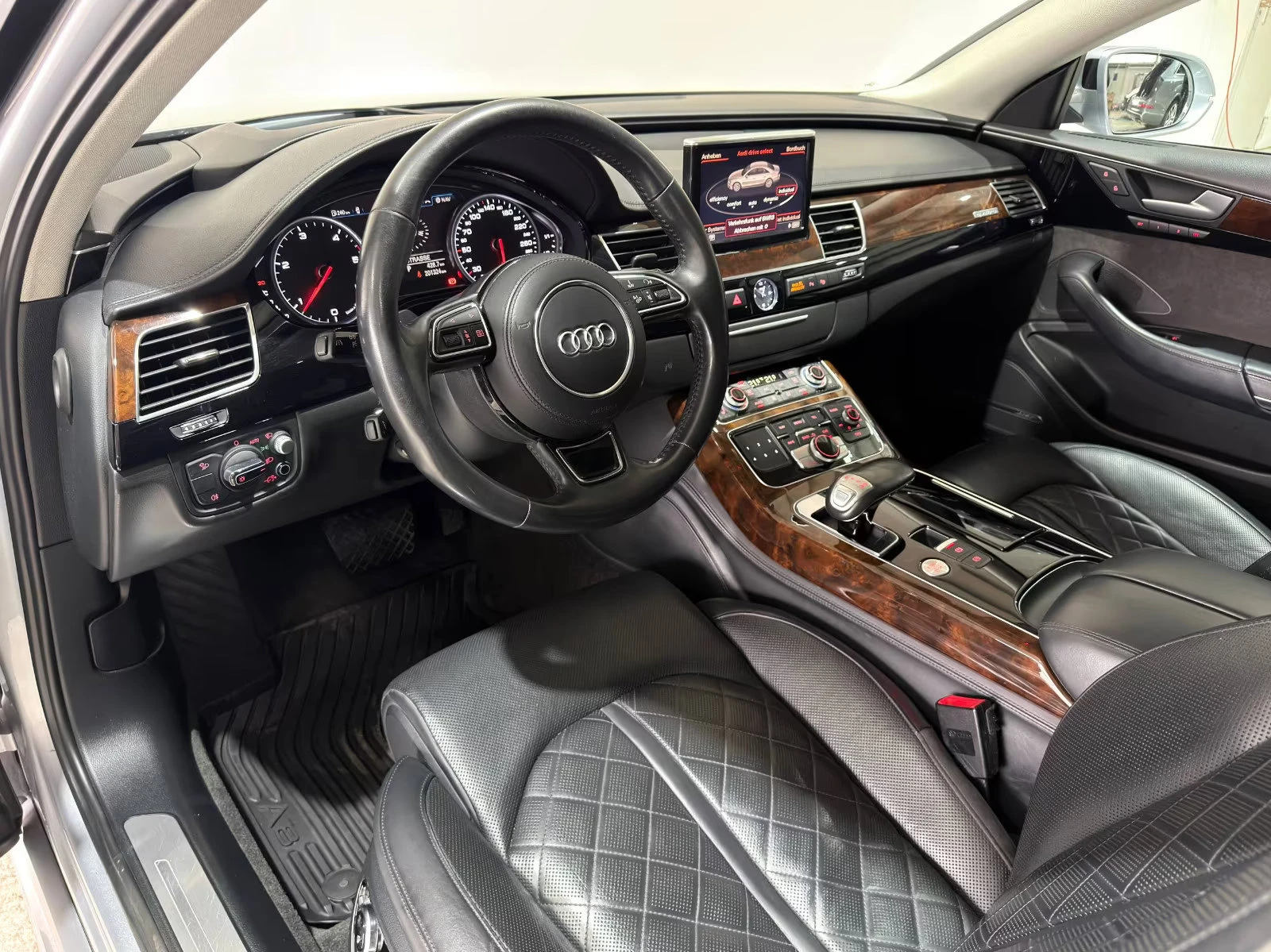 2016 Audi A8 3.0TDI 262HP MASSAGE BOSE MATRIX AHK MEMO HUD 351q — 8