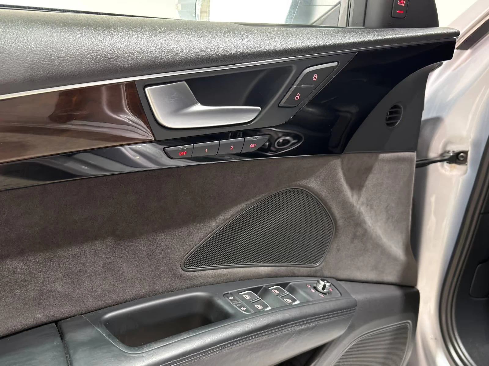2016 Audi A8 3.0TDI 262HP MASSAGE BOSE MATRIX AHK MEMO HUD 351q — 13