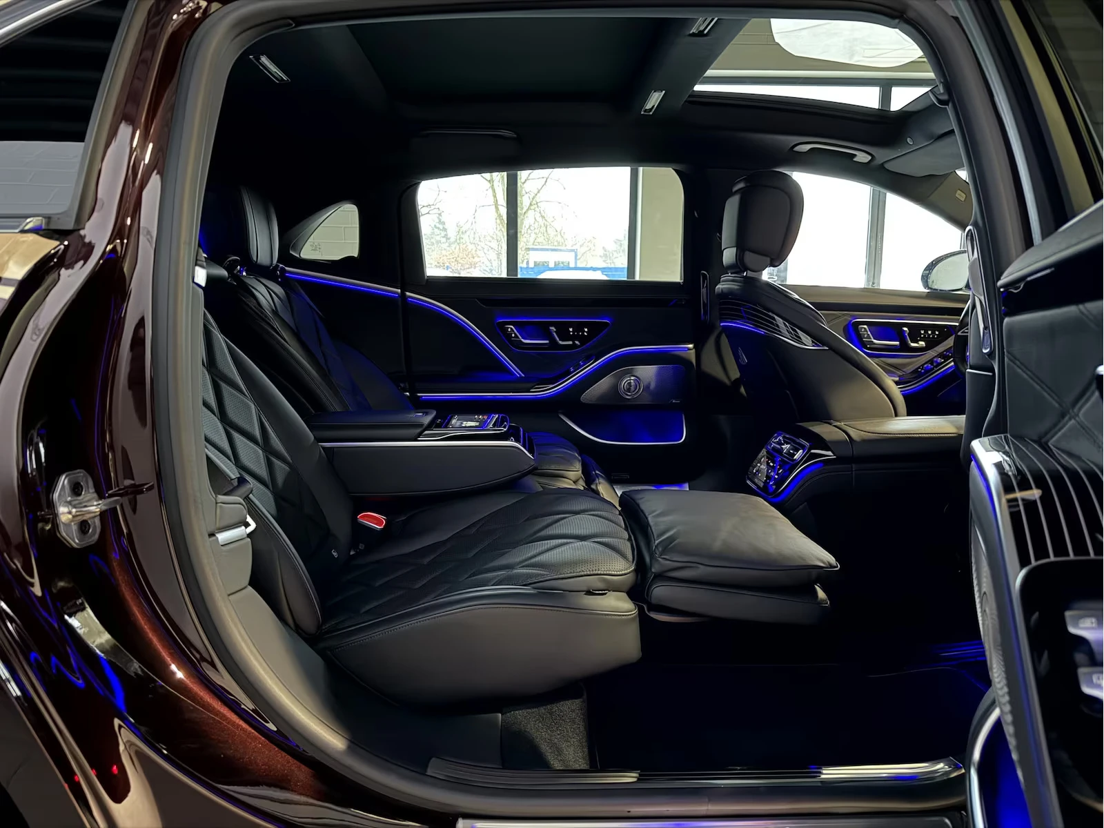 2023 Mercedes-Benz S 580 MAYBACH 503HP 4M PANO MASS BURM 360 241h — 10