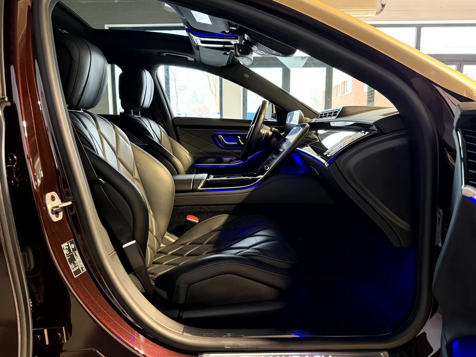 2023 Mercedes-Benz S 580 MAYBACH 503HP 4M PANO MASS BURM 360 241h — 12