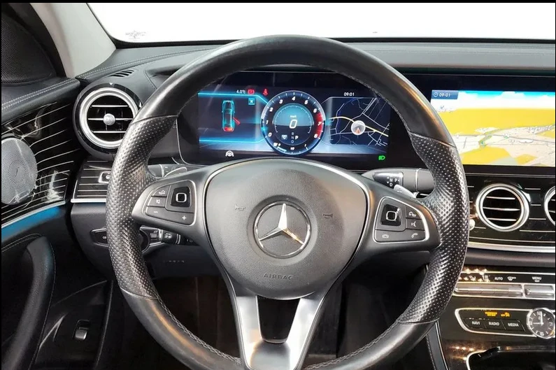2018 Mercedes-Benz E 400 EXCLUSIVE ОБДУХВ. 333HP 4M ACC PANO 360 244hMC — 8