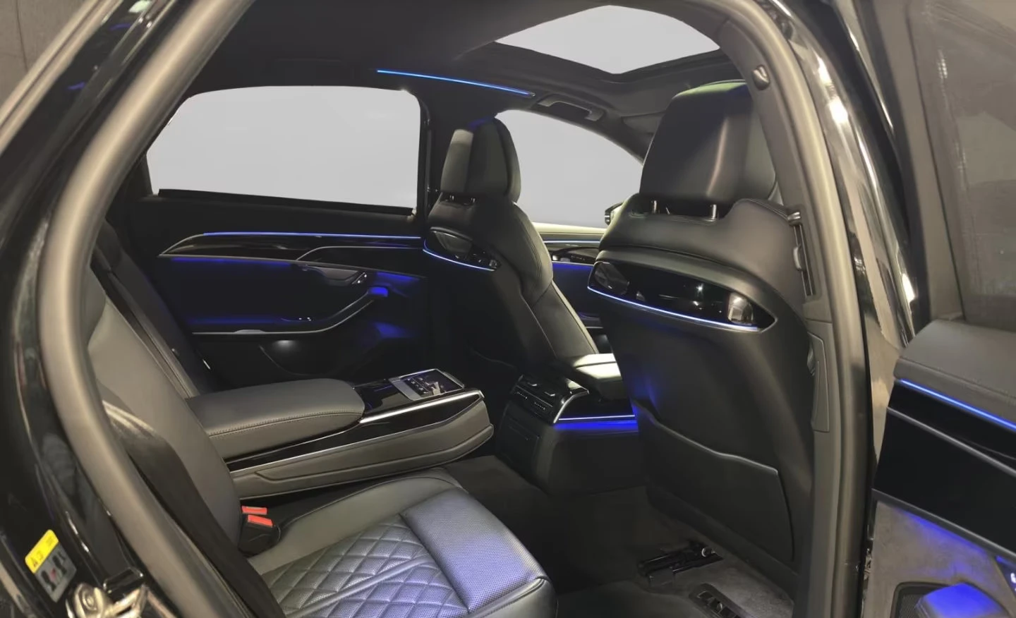 2023 Audi A8 50 286HP SLINE MATRIX 360 PANO B&O KLESS 455z — 13