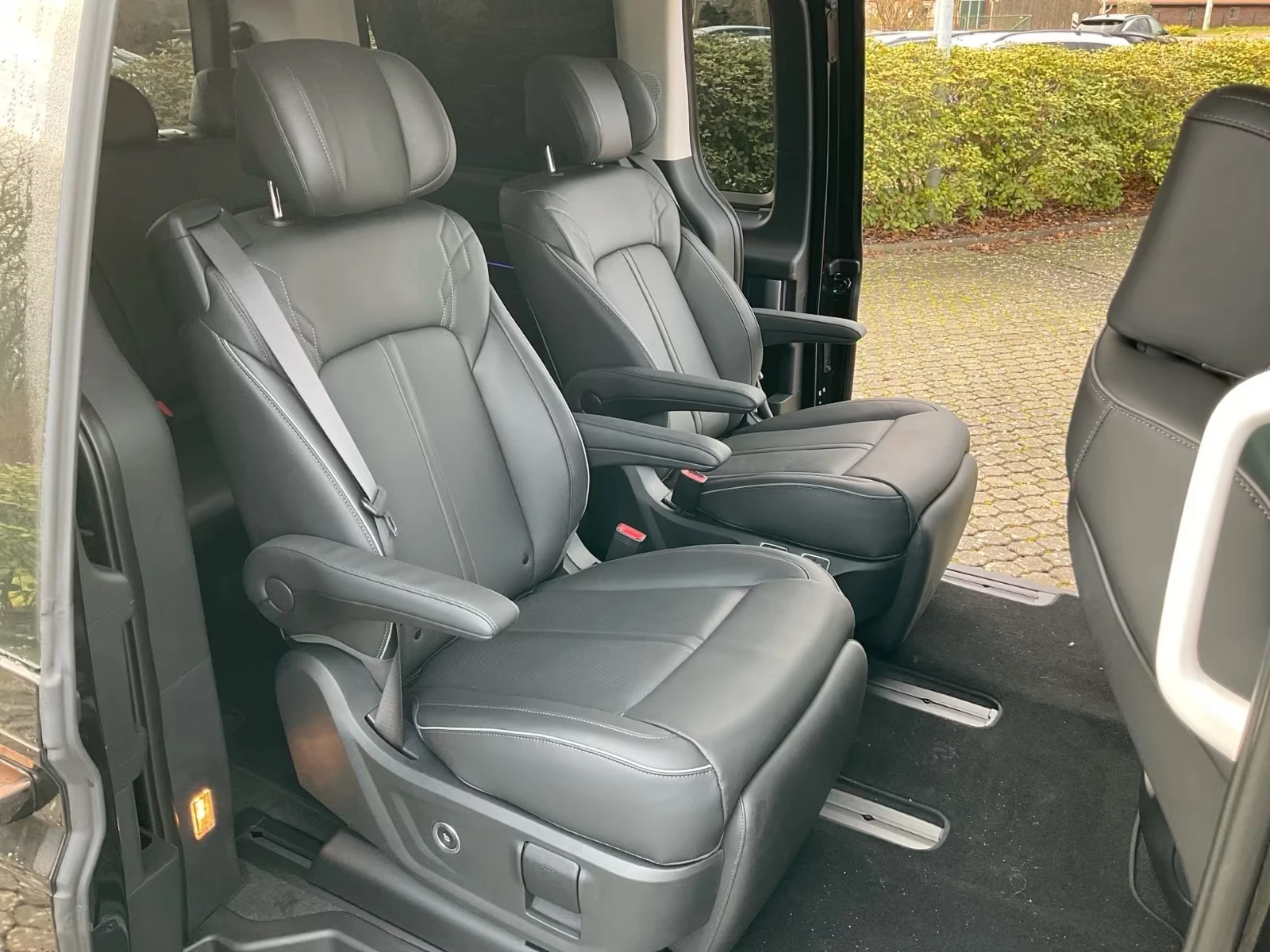 2025 Hyundai Staria STARIA SIGNATURE 224HP 7МЕСТЕН 360 NAVI 246h — 12
