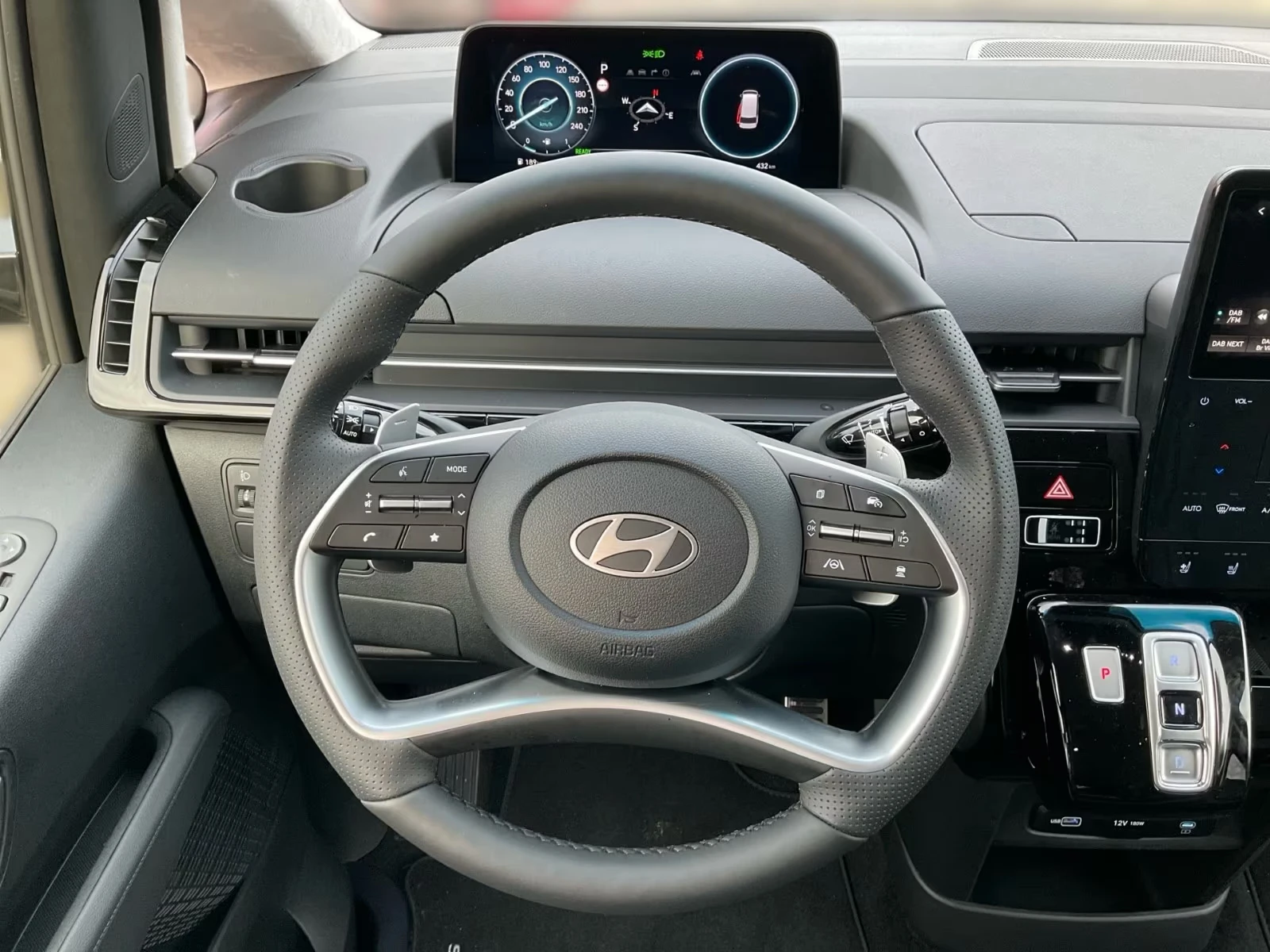 2025 Hyundai Staria STARIA SIGNATURE 224HP 7МЕСТЕН 360 NAVI 246h — 8