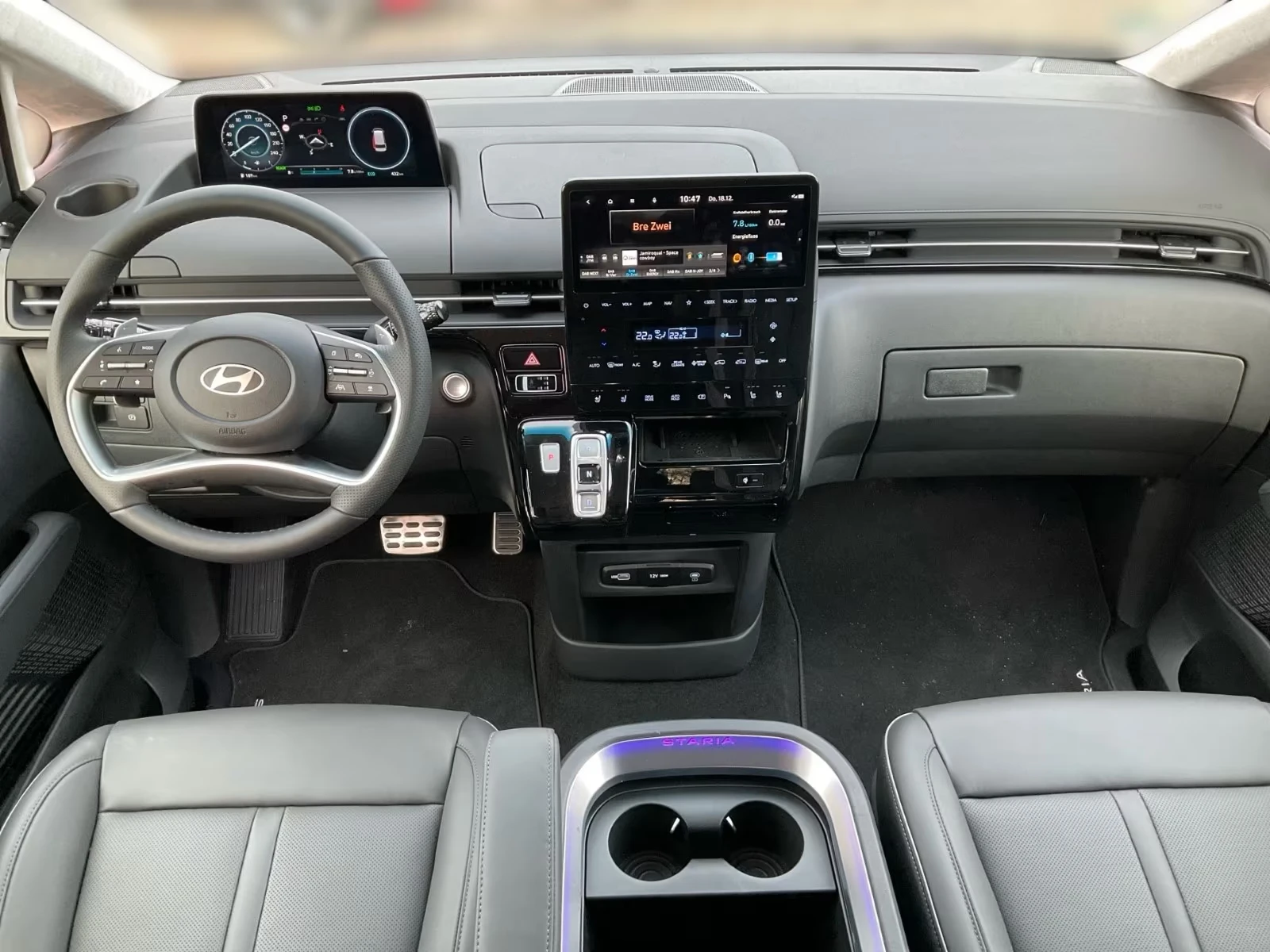 2025 Hyundai Staria STARIA SIGNATURE 224HP 7МЕСТЕН 360 NAVI 246h — 7