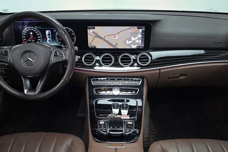 2018 Mercedes-Benz E 400 EXCLUSIVE 4М V6 333HP ОБДУХВ. PANO 360 248hMC — 7