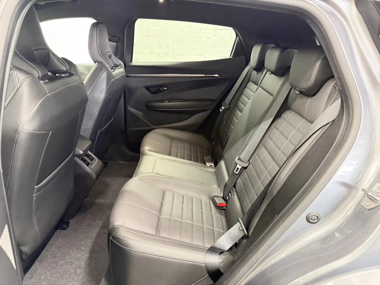 2024 Renault Megane EV60 ICONIC БЪРЗО ЗАРЕЖДАНЕ 218HP HK 360 NAVI 250h — 9