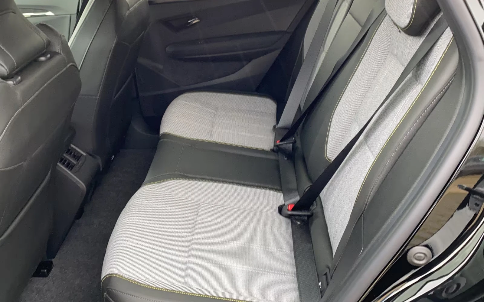 2023 Renault Megane E-Tech 218HP TECHNO 360 NAVI LED DIGI 380q — 14