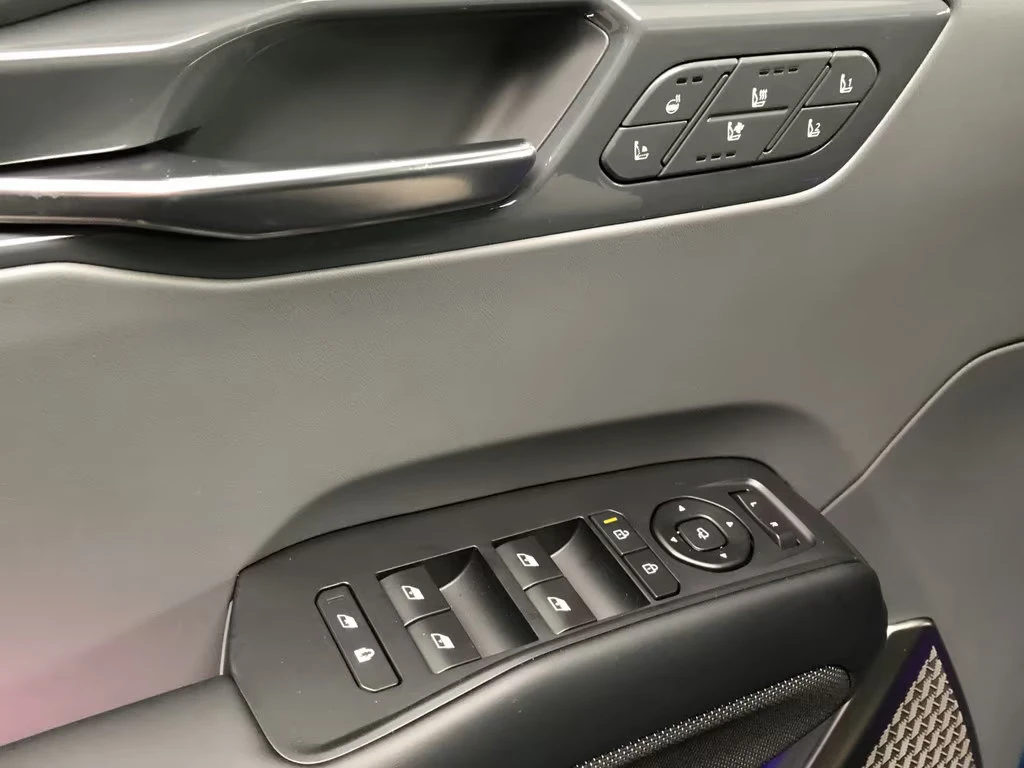 2025 Kia EV9 GT-LINE 385HP AWD MASSAGE 360 PANO MEMO 382q — 10