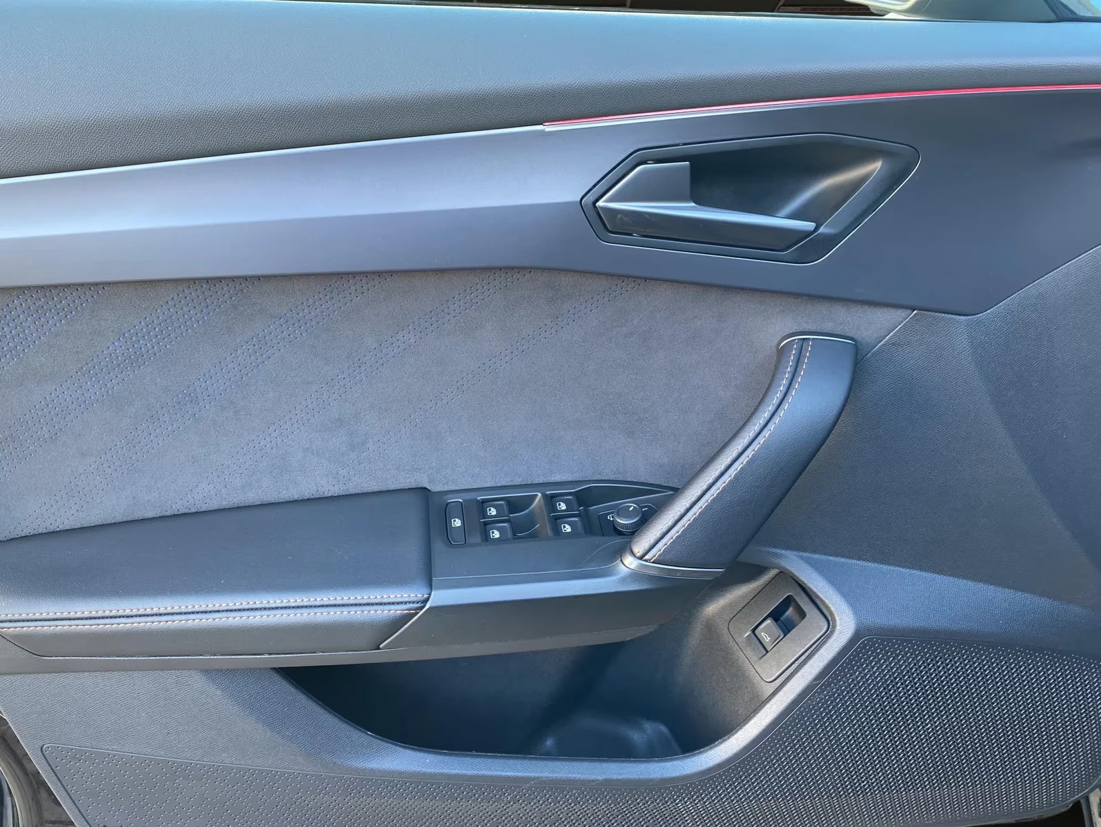 2024 Cupra Formentor 2.0TSI 333HP VZ DSG 4DRIVE CAM MEMO CPLAY 387q — 11