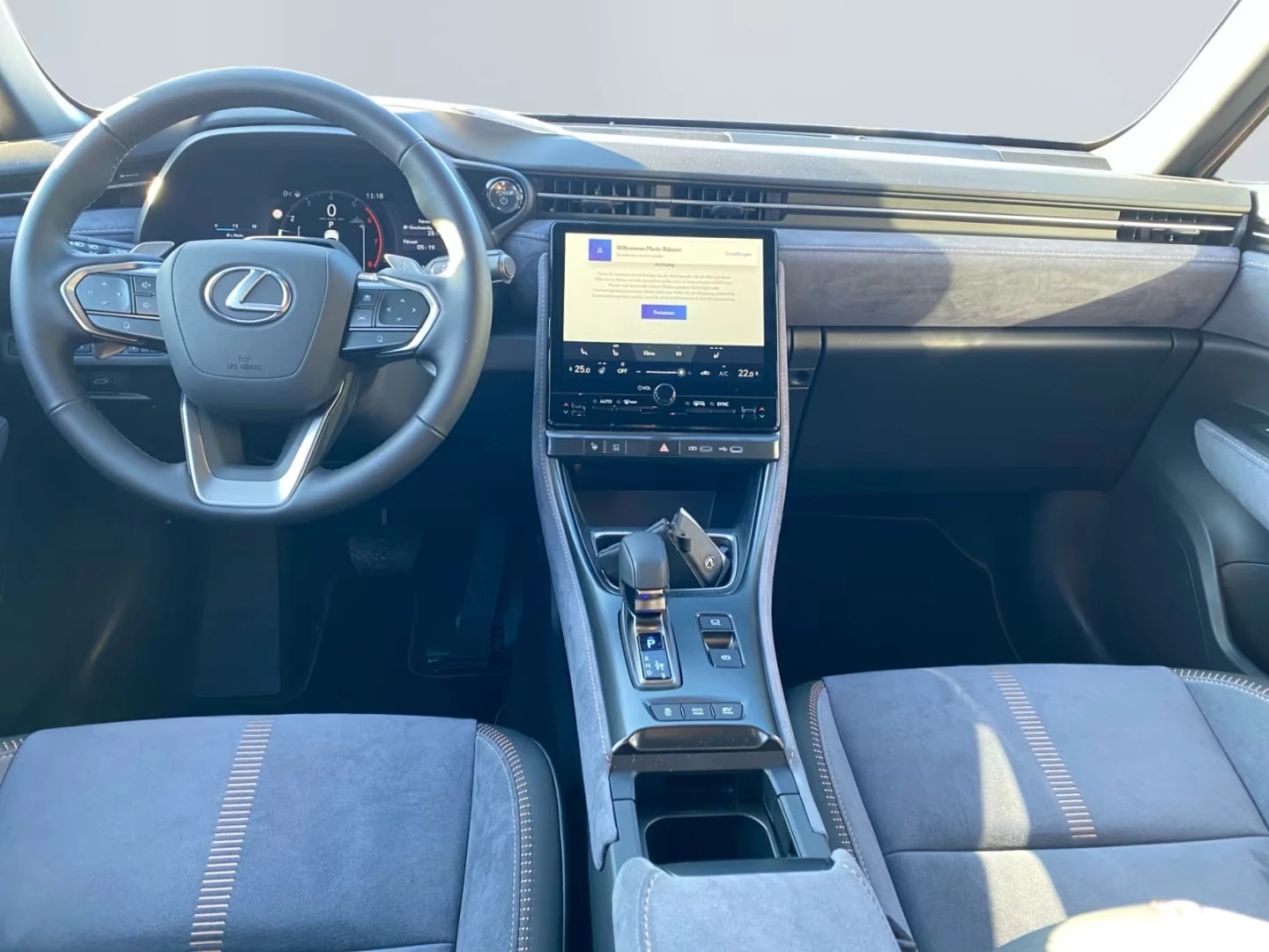 2026 Lexus LBX НОВ! COOL 136HP HUD 360 MEMO NAVI LED KLESS 406q — 7