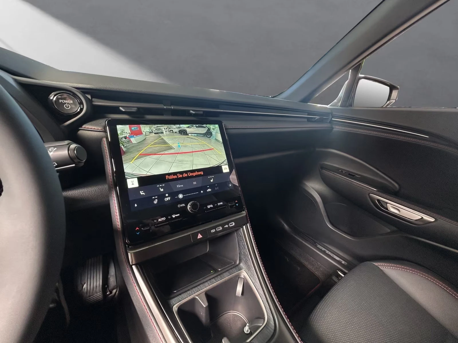 2025 Lexus LBX 1.5HEV 136HP EMOTION CAM NAVI LED DIGI KLESS 409q — 13