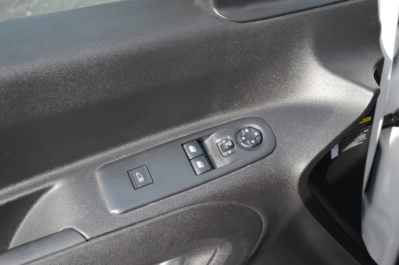 2022 Opel Combo E-CARGO 136HP CAM NAVI CPLAY LED 411q — 10