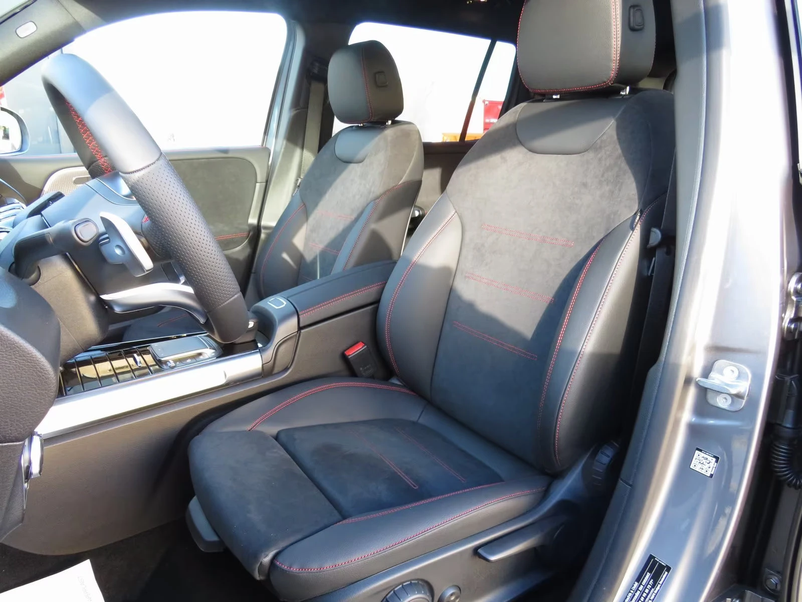 2022 Mercedes-Benz EQB 300 228HP 4MATIC AMG 360 PANO NIGHT KLESS ACC 491z — 11