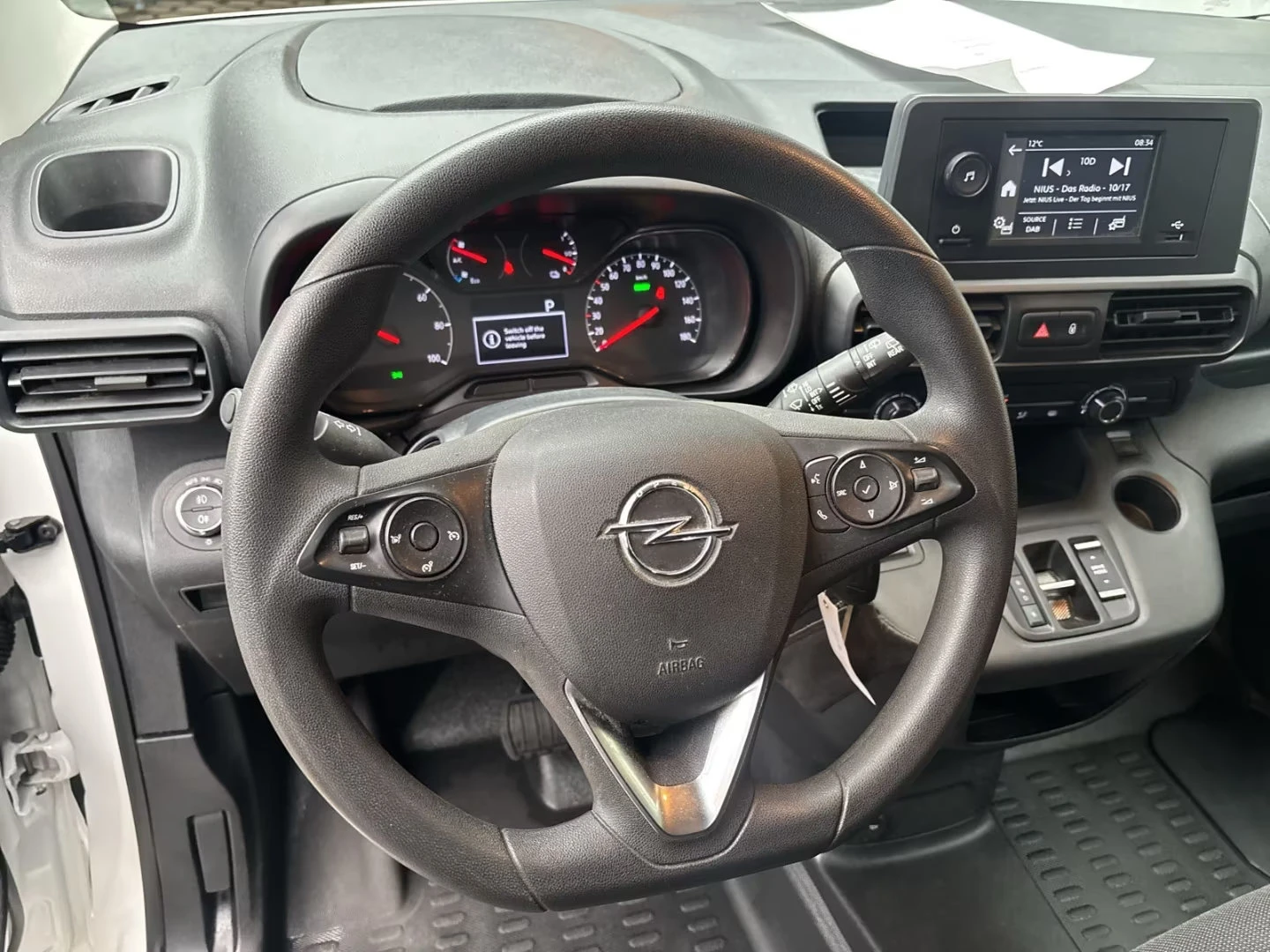 2022 Opel Combo E-CARGO 136HP CAM NAVI CPLAY LED 412q — 10