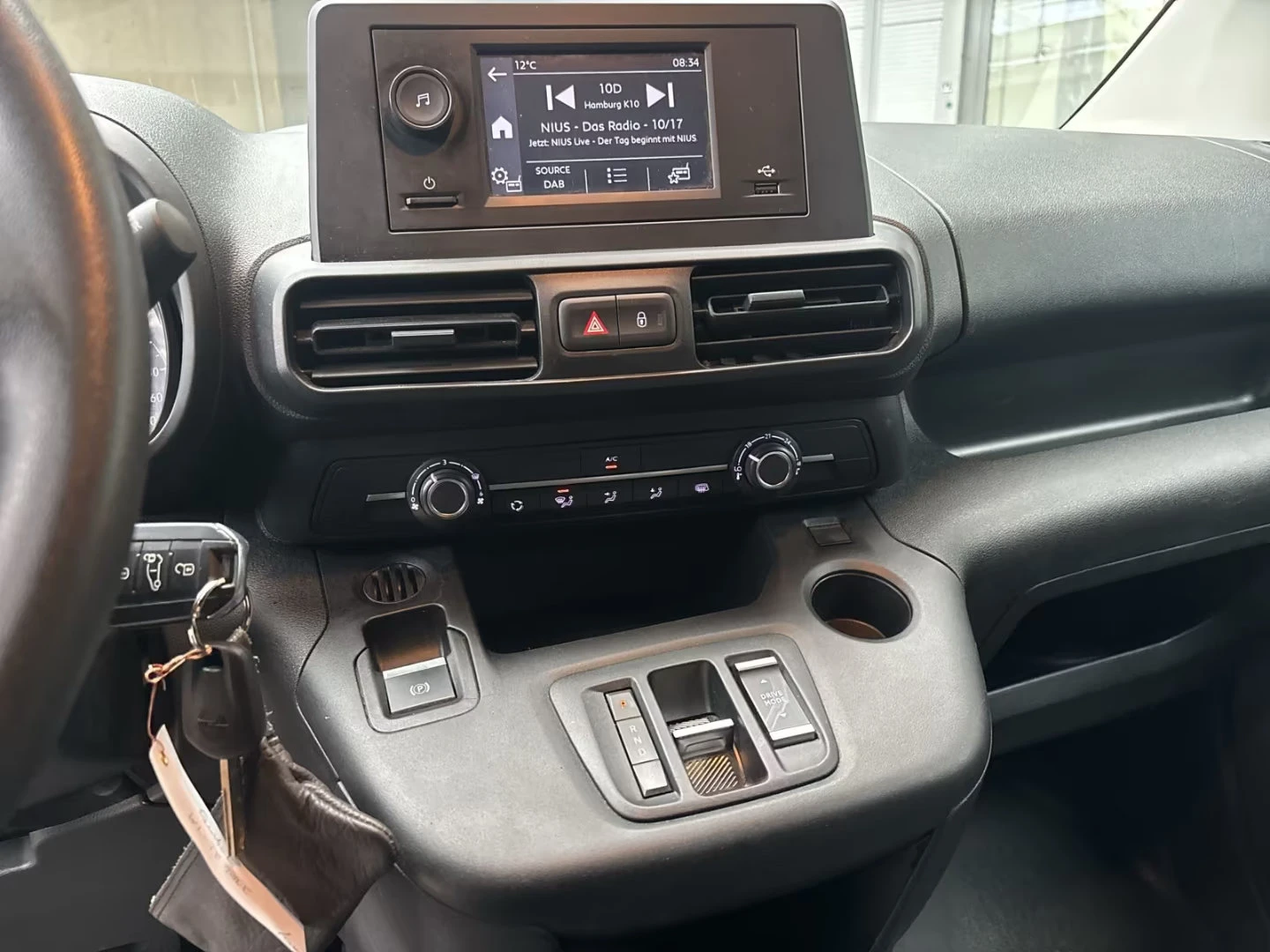 2022 Opel Combo E-CARGO 136HP CAM NAVI CPLAY LED 412q — 11