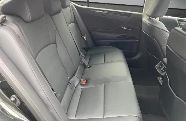 2026 Lexus ES 300 h COMFORT 201HP ИЗБОР НА ЦВЯТ PANO CAM NAVI 257h — 12