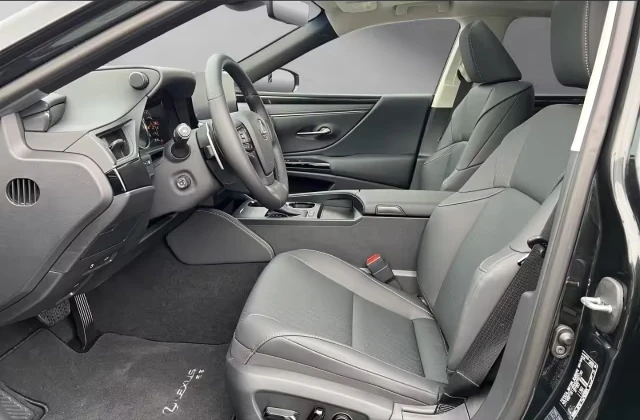 2026 Lexus ES 300 h COMFORT 201HP ИЗБОР НА ЦВЯТ PANO CAM NAVI 257h — 8