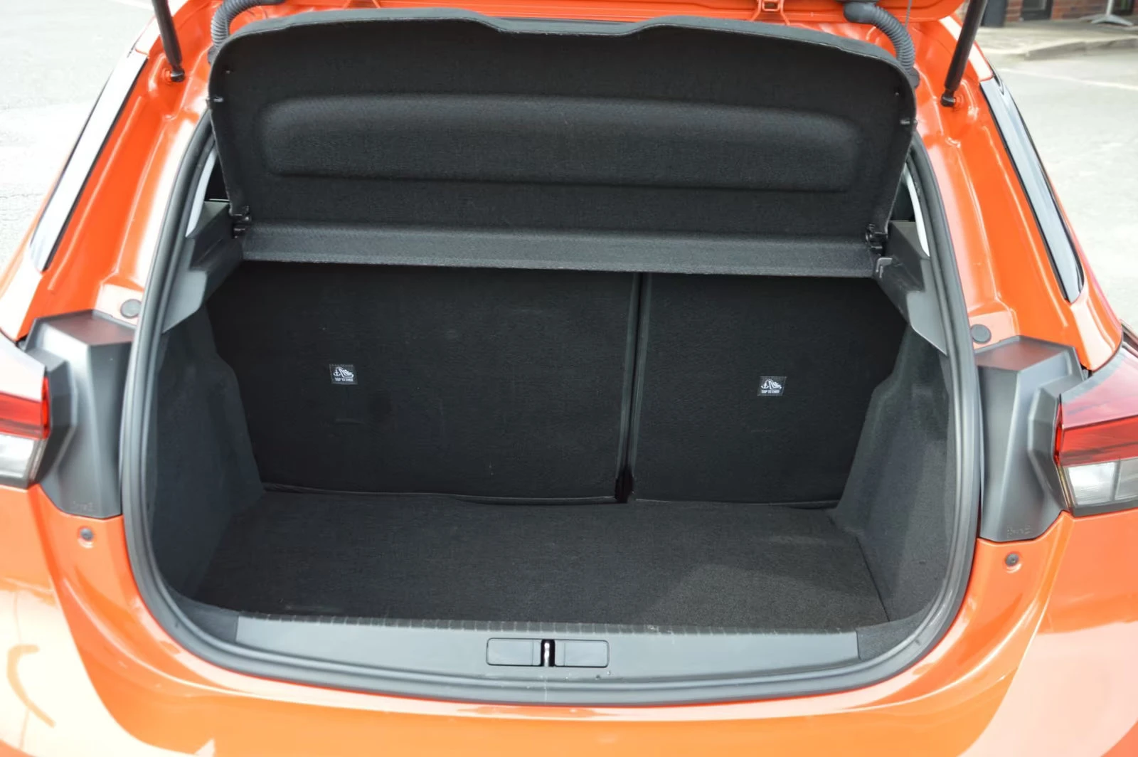 2022 Opel Corsa F-e-EDITION 136HP CPLAY DIGI H.PUMP LED KLESS 416q — 15