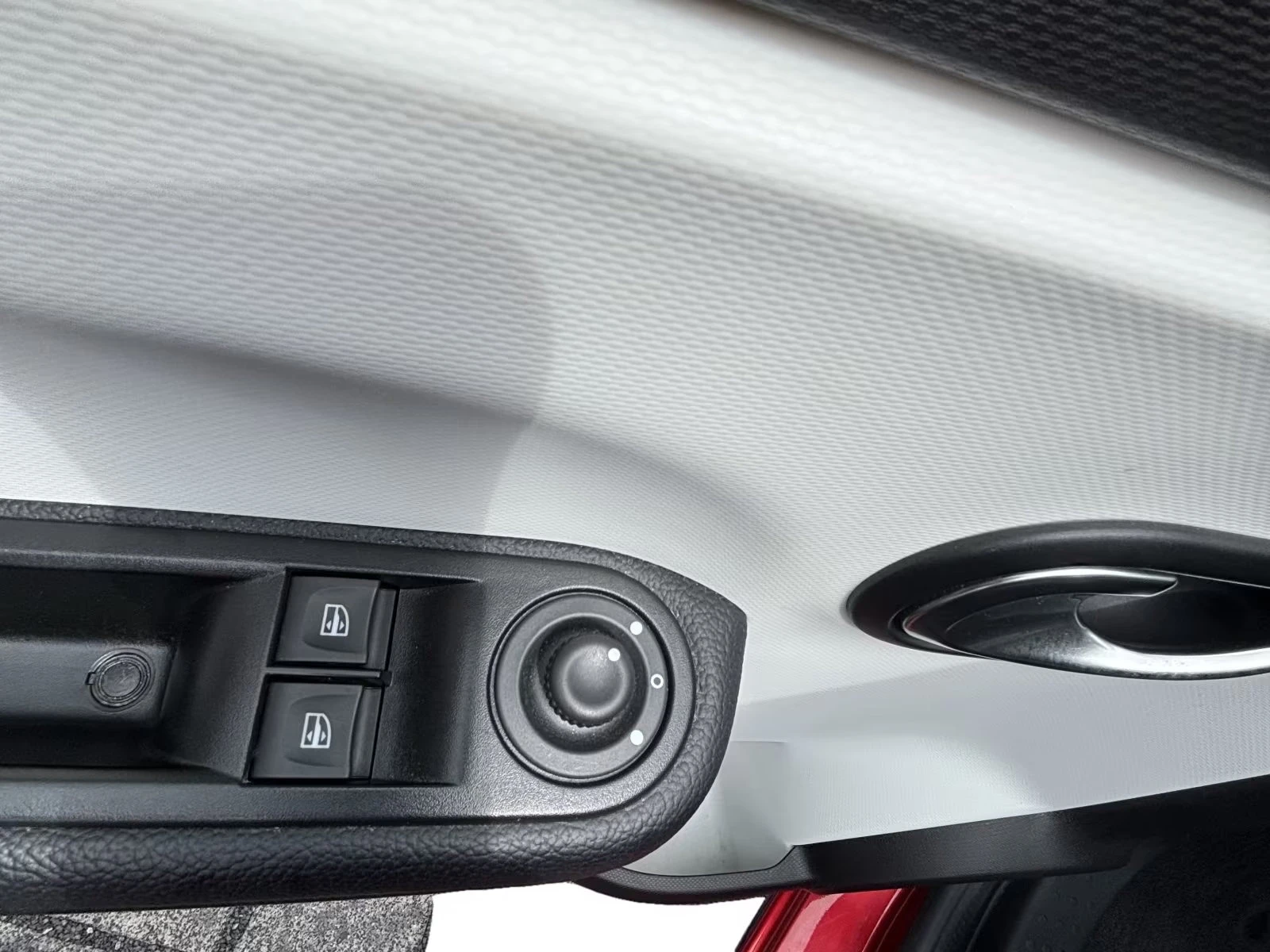 2022 Renault Twingo E-TECH 82HP TECHNO CAM NAVI LED CPLAY 417q — 10