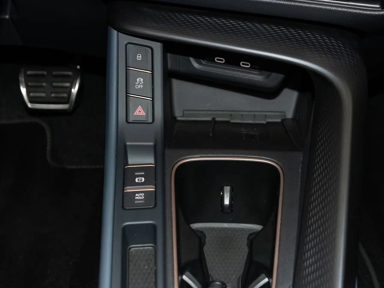 2025 Cupra Terramar VZ 265HP 4DRIVE PANO HUD 360 MEMO AHK 432q — 12