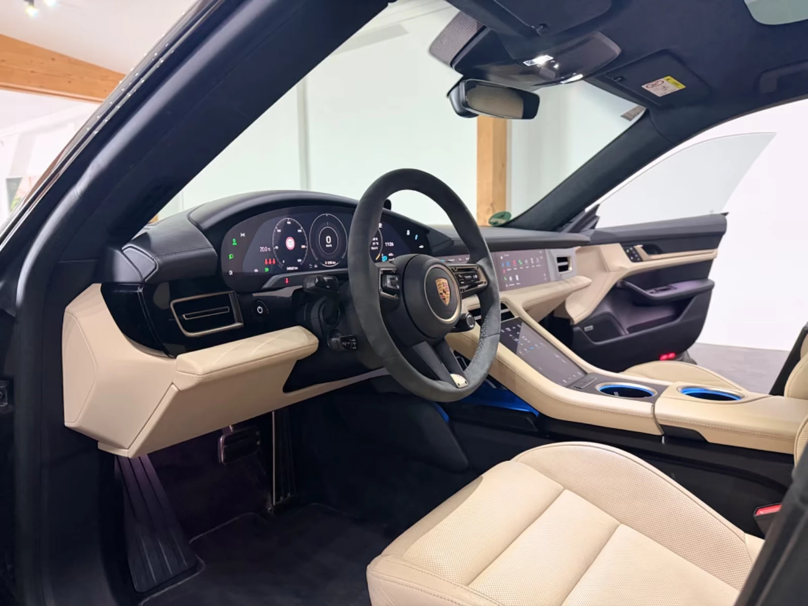 2023 Porsche Taycan GTS 598HP CHRONO 360 TV ACC GLE 496z — 9