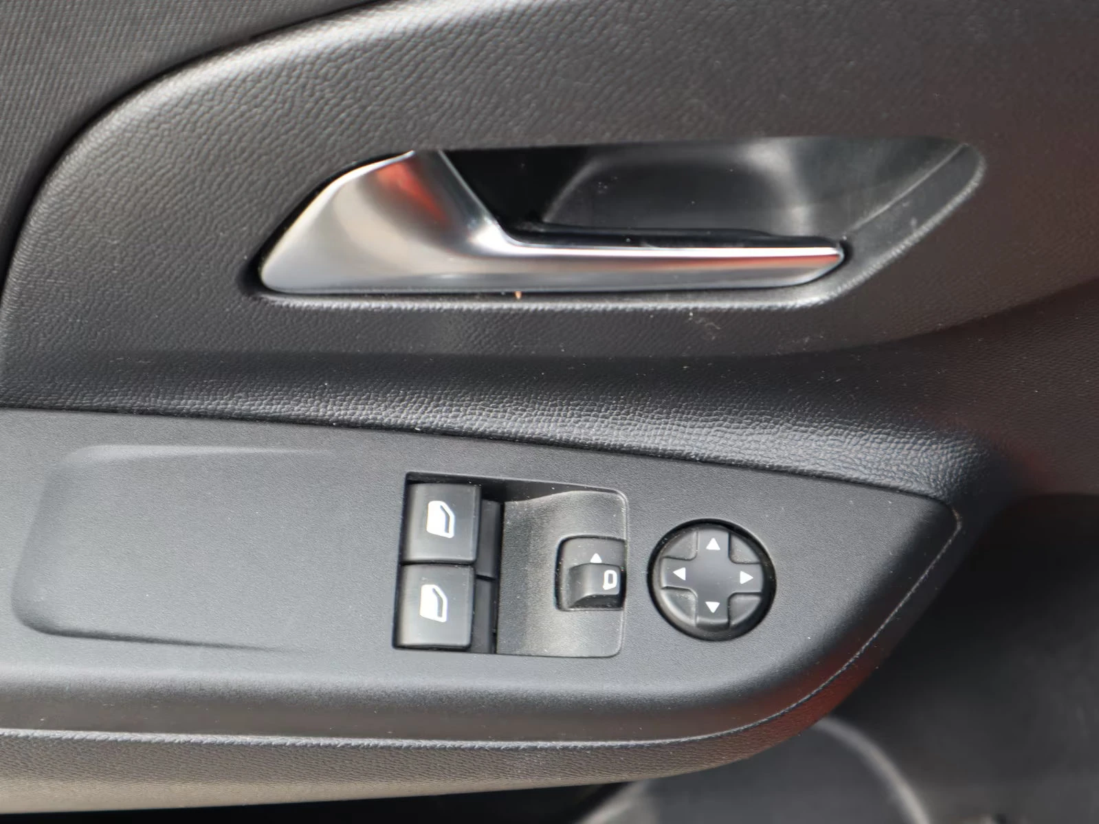2022 Opel Corsa Fe-Edition 136HP NAVI CPLAY H.PUMP СЕРТИФИКАТ 452q — 11