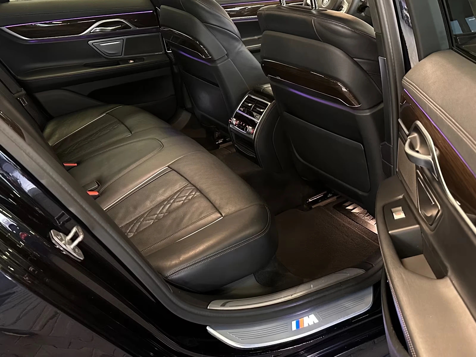 2019 BMW 730d 265HP M-SPORT 4X4 SOFT ОБДУХВАНЕ 276h — 11